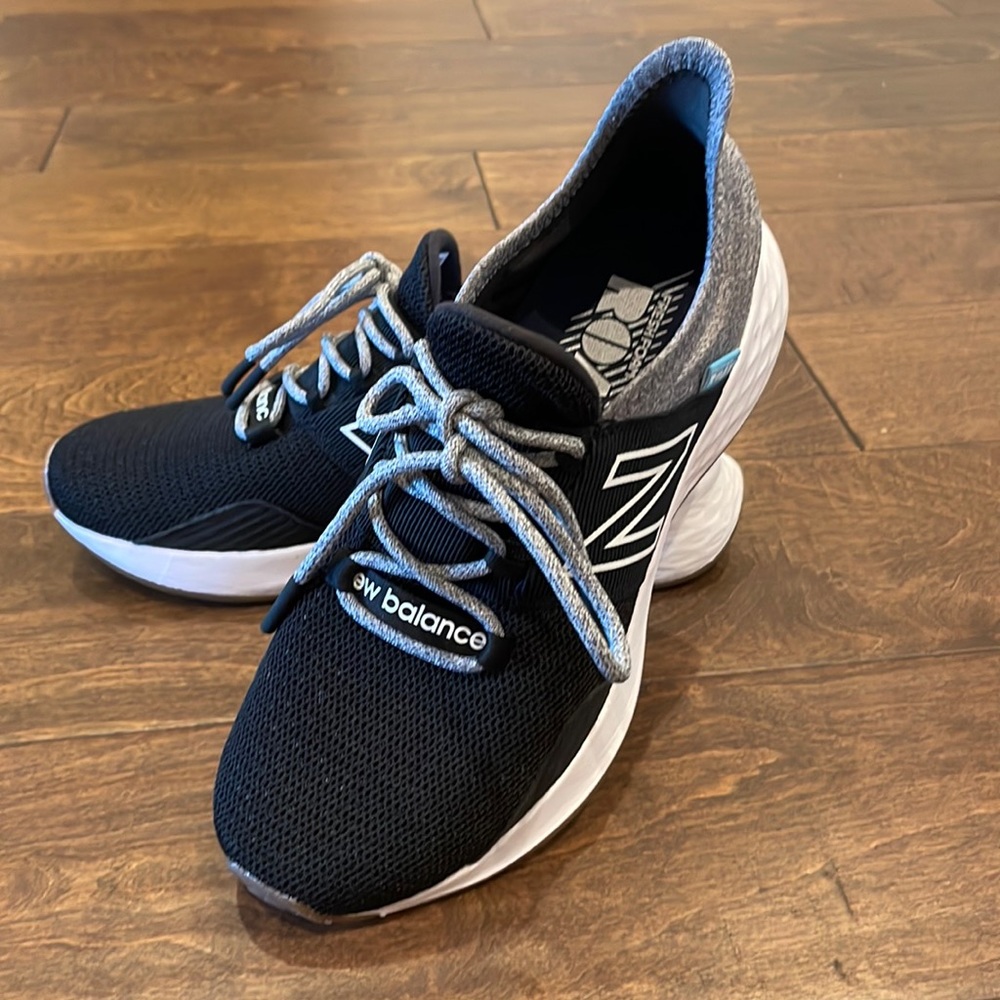 Womens New Balance sneakers size 6.5